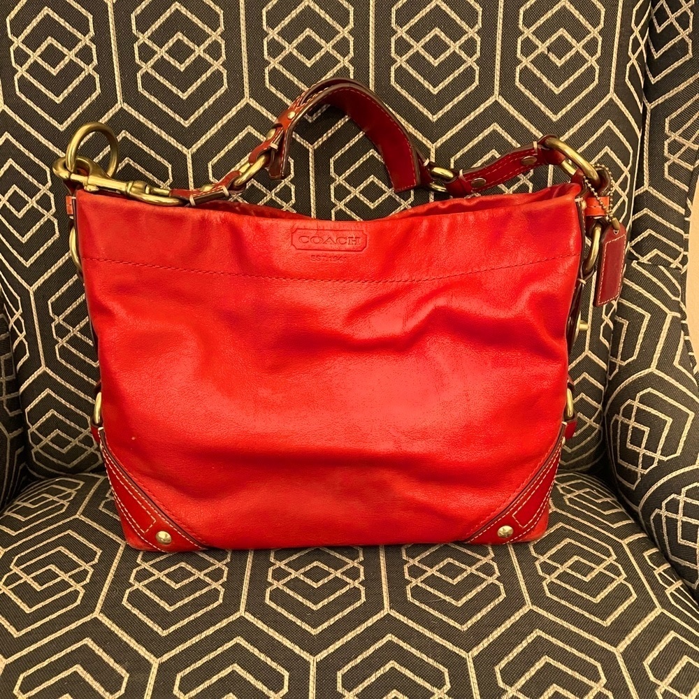 Red leather Coach hobo shoulder bag - perfect condition